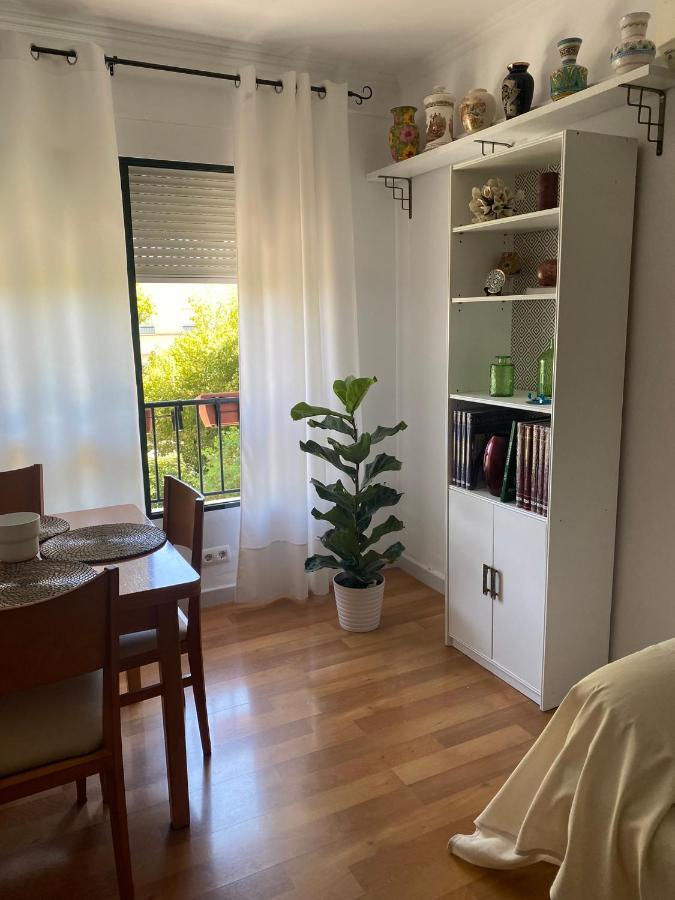 Acogedor Apartamento En Pleno Corazon De Triana Sevilla Exterior foto