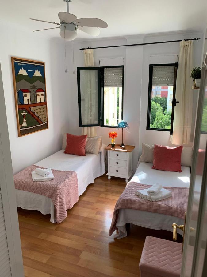 Acogedor Apartamento En Pleno Corazon De Triana Sevilla Exterior foto